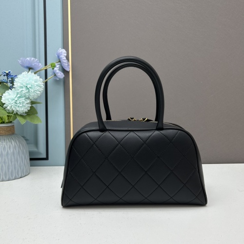 Replica Chanel AAA Quality Handbags For Women #1093775 $82.00 USD for Wholesale