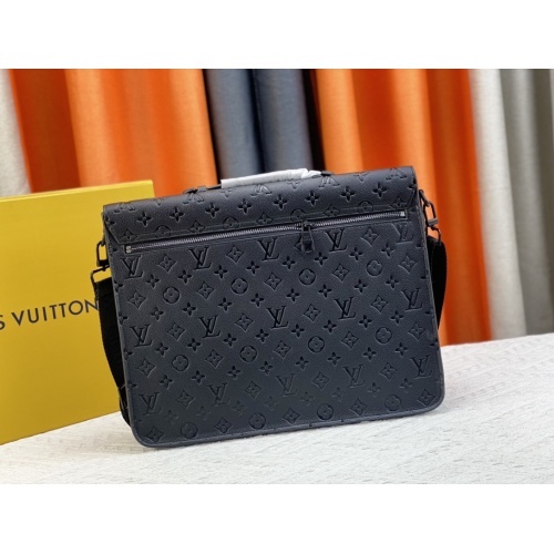 Replica Louis Vuitton AAA Man Messenger Bags #1094433 $72.00 USD for Wholesale