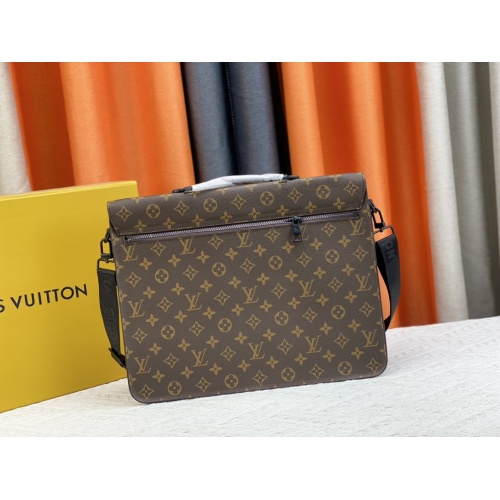 Replica Louis Vuitton AAA Man Messenger Bags #1094435 $72.00 USD for Wholesale