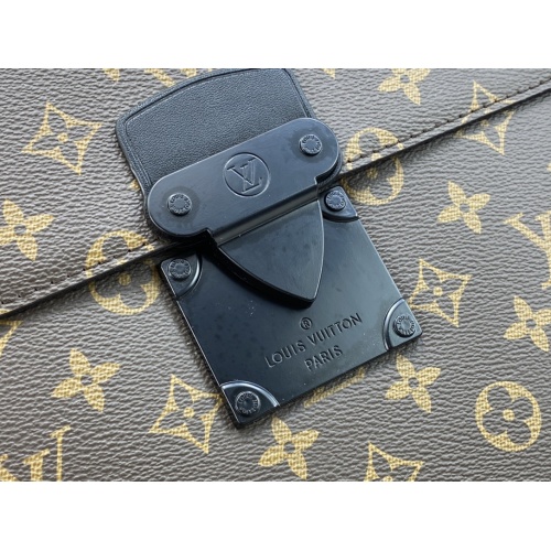 Replica Louis Vuitton AAA Man Messenger Bags #1094435 $72.00 USD for Wholesale