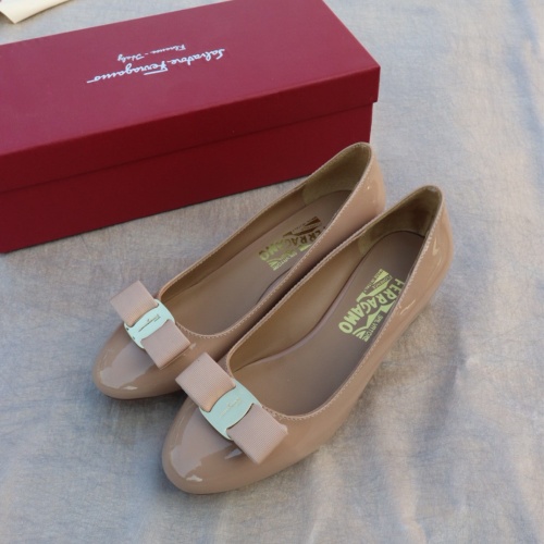 Replica Salvatore Ferragamo Flat Shoes For Women #1099043 $96.00 USD for Wholesale