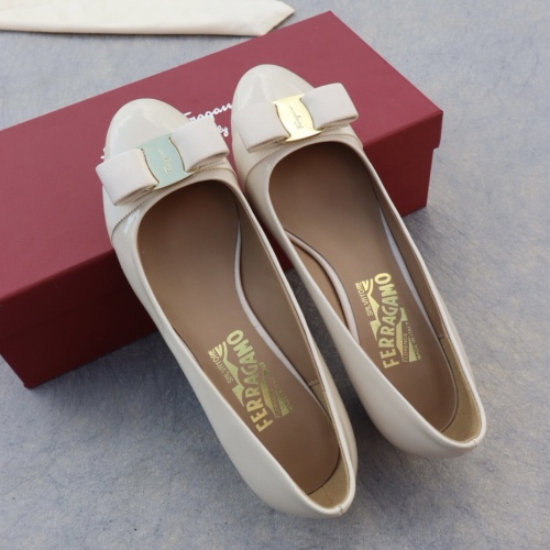 Replica Salvatore Ferragamo Flat Shoes For Women #1099050 $96.00 USD for Wholesale