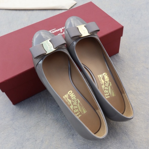 Replica Salvatore Ferragamo Flat Shoes For Women #1099054 $96.00 USD for Wholesale