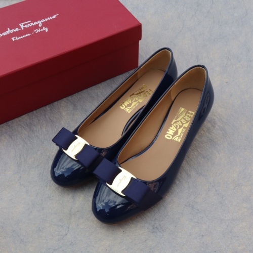 Replica Salvatore Ferragamo Flat Shoes For Women #1099058 $96.00 USD for Wholesale