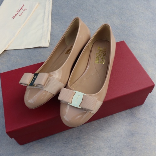 Salvatore Ferragamo Flat Shoes For Women #1099072 $96.00 USD, Wholesale Replica Salvatore Ferragamo Flat Shoes