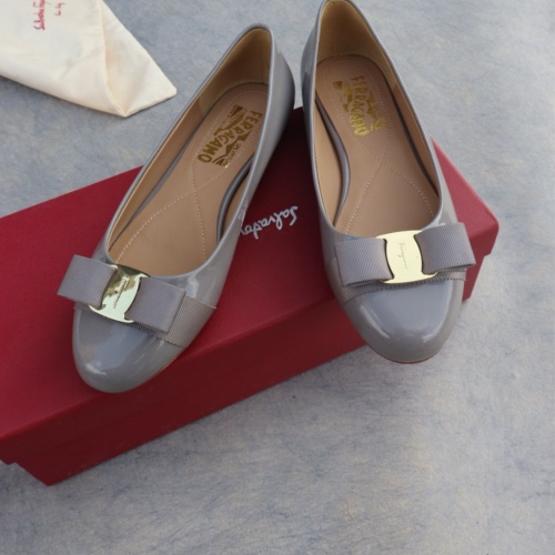 Replica Salvatore Ferragamo Flat Shoes For Women #1099074 $96.00 USD for Wholesale