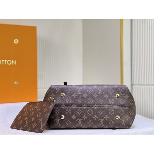 Replica Louis Vuitton AAA Quality Shoulder Bags For Women #1100158 $98.00 USD for Wholesale