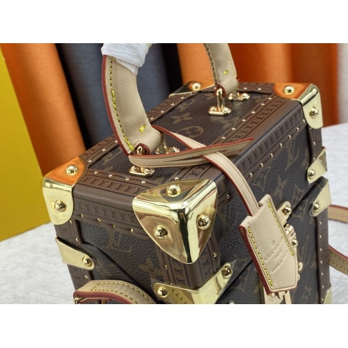 Replica Louis Vuitton AAA Quality Messenger Bags For Women #1113627 $130.00 USD for Wholesale