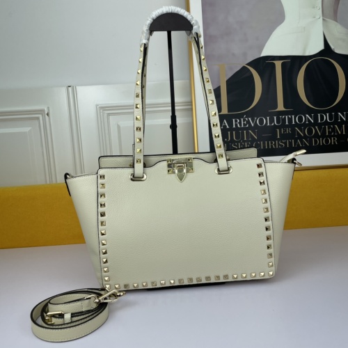 Valentino AAA Quality Shoulder Bags For Women #1114932 $105.00 USD, Wholesale Replica Valentino AAA Quality Shoulder Bags