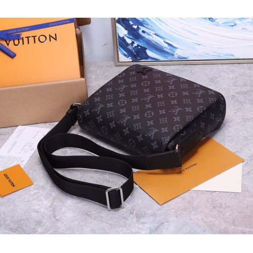 Replica Louis Vuitton AAA Man Messenger Bags #1121782 $115.00 USD for Wholesale