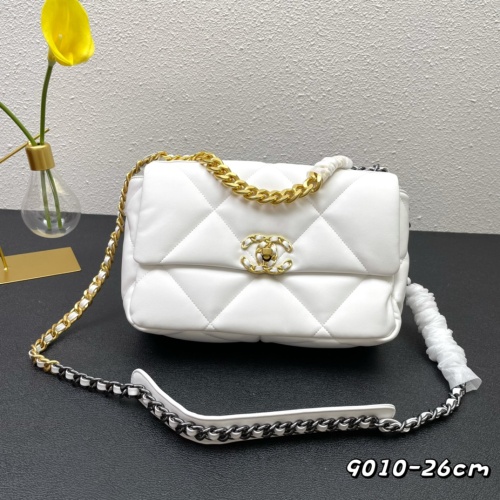 Chanel AAA Quality Messenger Bags For Women #1122131 $92.00 USD, Wholesale Replica Chanel AAA Messenger Bags