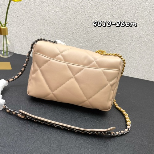 Replica Chanel AAA Quality Messenger Bags For Women #1122132 $92.00 USD for Wholesale