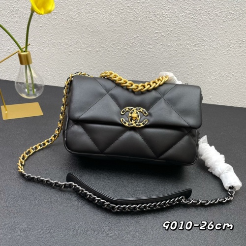 Chanel AAA Quality Messenger Bags For Women #1122136 $92.00 USD, Wholesale Replica Chanel AAA Messenger Bags