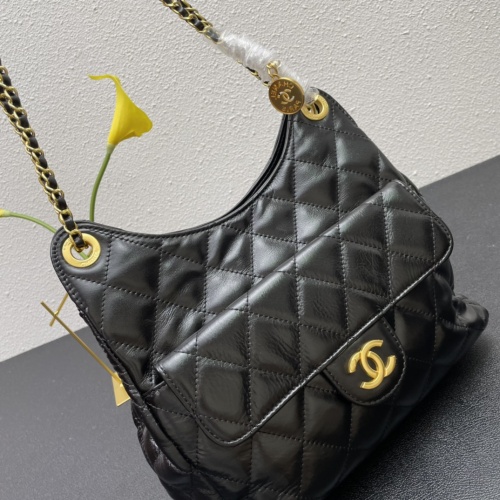 Replica Chanel AAA Quality Shoulder Bags For Women #1122195 $96.00 USD for Wholesale