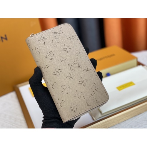 Louis Vuitton AAA Quality Wallets For Women #1128417 $48.00 USD, Wholesale Replica Louis Vuitton AAA+ Quality Wallets