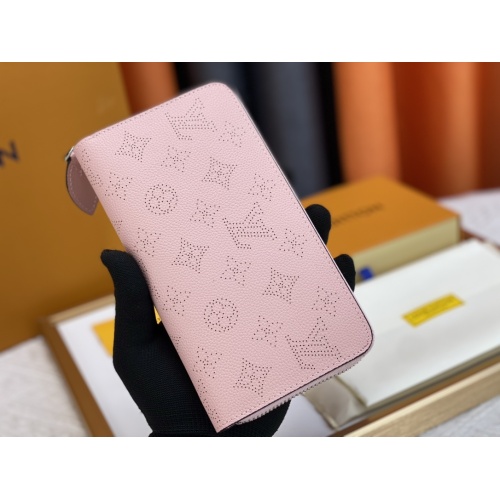 Louis Vuitton AAA Quality Wallets For Women #1128418 $48.00 USD, Wholesale Replica Louis Vuitton AAA+ Quality Wallets