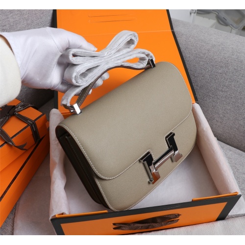 Replica Hermes AAA Quality Messenger Bags For Women #1128810 $108.00 USD for Wholesale