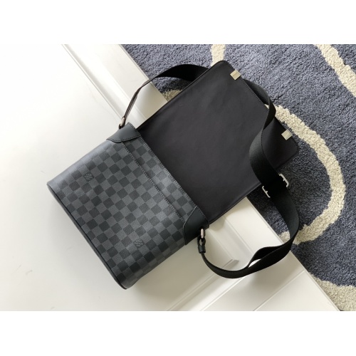 Replica Louis Vuitton AAA Man Messenger Bags #1129289 $135.00 USD for Wholesale