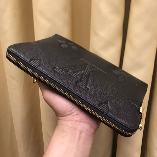 Replica Louis Vuitton AAA Man Wallets #1132684 $72.00 USD for Wholesale