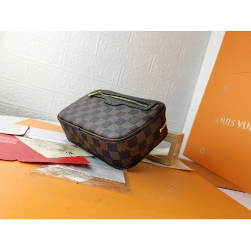 Replica Louis Vuitton AAA Man Wallets #1133017 $52.00 USD for Wholesale