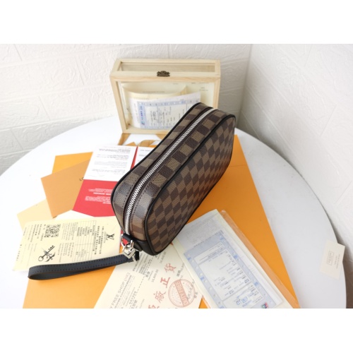 Replica Louis Vuitton AAA Man Wallets #1133024 $48.00 USD for Wholesale