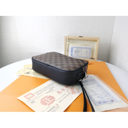 Replica Louis Vuitton AAA Man Wallets #1133024 $48.00 USD for Wholesale