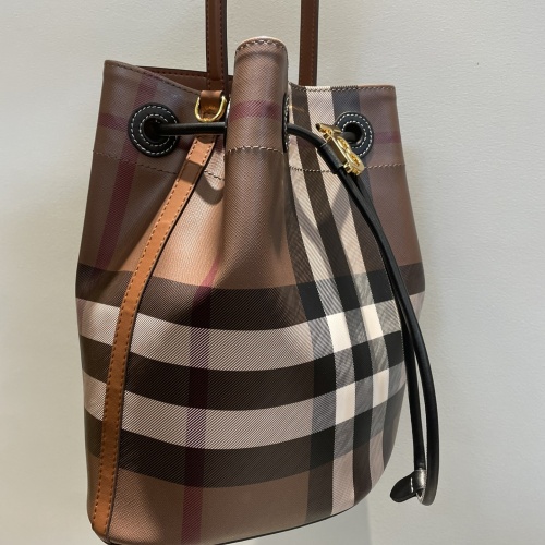 Replica Burberry AAA Quality Handbags For Women #1139939 $125.00 USD for Wholesale