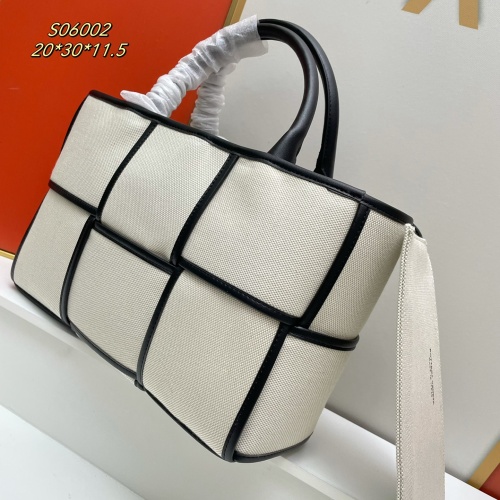 Replica Bottega Veneta BV AAA Quality Handbags For Women #1144097 $96.00 USD for Wholesale