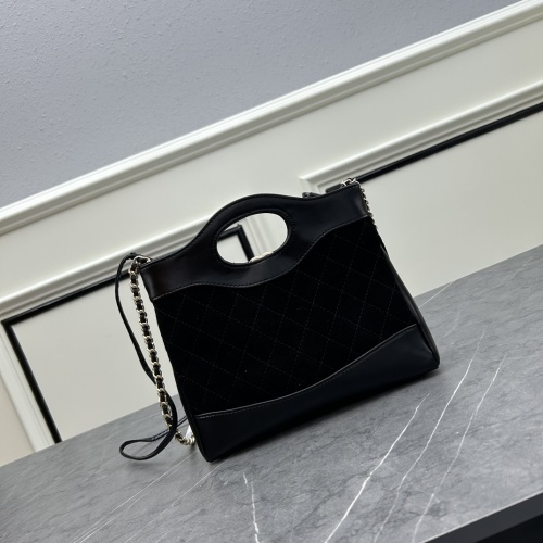 Replica Chanel AAA Quality Messenger Bags For Women #1144338 $82.00 USD for Wholesale