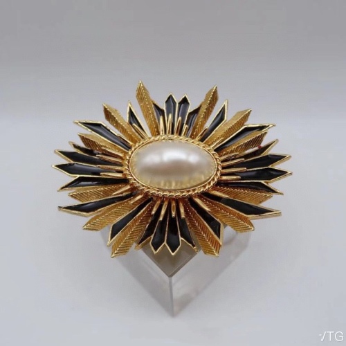 Replica Balenciaga Brooches For Women #1144680 $42.00 USD for Wholesale