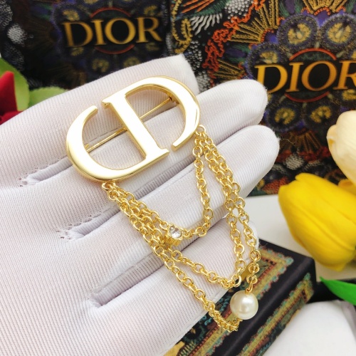 Replica Christian Dior Brooches For Women #1146033 $27.00 USD for Wholesale