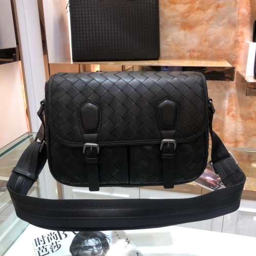 Bottega Veneta AAA Man Messenger Bags #1148261 $185.00 USD, Wholesale Replica Bottega Veneta AAA Man Messenger Bags