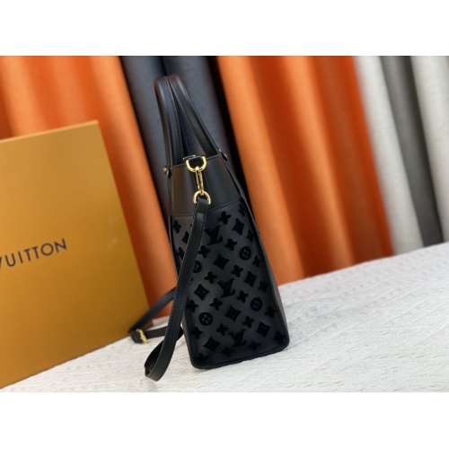 Replica Louis Vuitton AAA Quality Handbags For Women #1148328 $98.00 USD for Wholesale