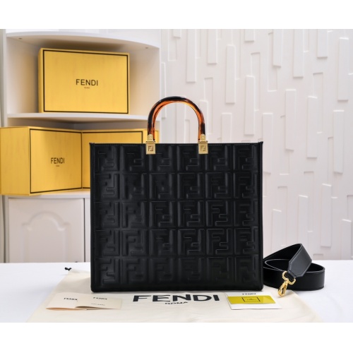 Fendi AAA Quality Tote-Handbags For Women #1148566 $98.00 USD, Wholesale Replica Fendi AAA Quality Handbags