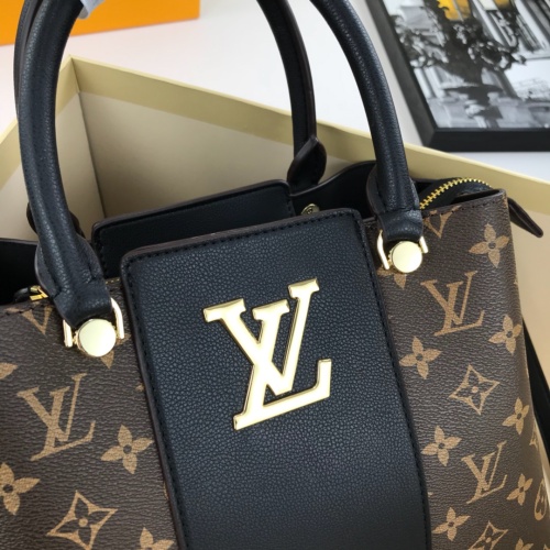 Replica Louis Vuitton AAA Quality Handbags For Women #1148914 $96.00 USD for Wholesale