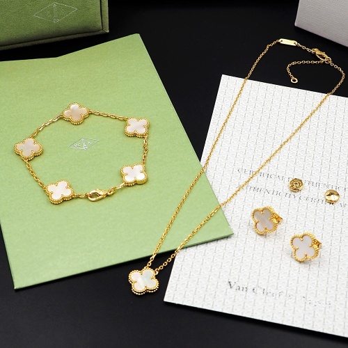 Van Cleef &amp; Arpels Jewelry Set For Women #1154832 $60.00 USD, Wholesale Replica Van Cleef &amp; Arpels Jewelry Set