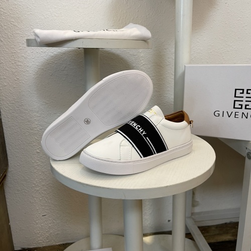 Replica Givenchy Kids Shoes For Kids #1155156 $60.00 USD for Wholesale