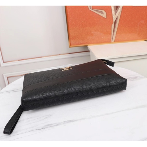 Replica Louis Vuitton AAA Man Wallets #1155996 $92.00 USD for Wholesale