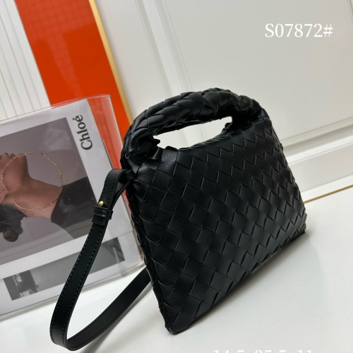 Replica Bottega Veneta BV AAA Quality Messenger Bags For Women #1170953 $98.00 USD for Wholesale