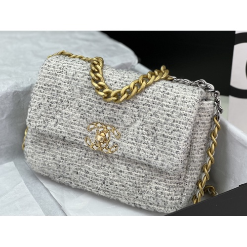 Replica Chanel AAA Quality Messenger Bags For Women #1174277 $182.00 USD for Wholesale