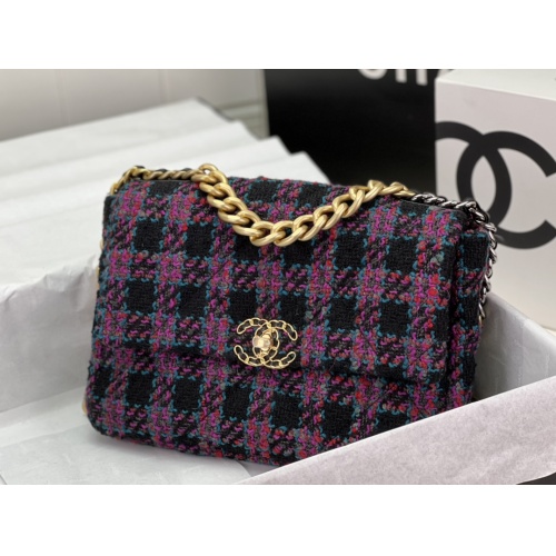 Replica Chanel AAA Quality Messenger Bags For Women #1174299 $190.00 USD for Wholesale