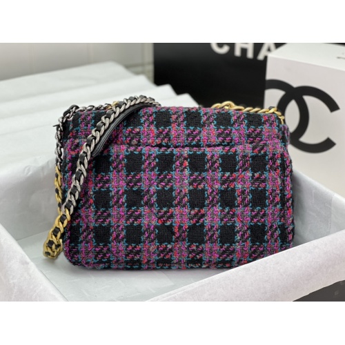 Replica Chanel AAA Quality Messenger Bags For Women #1174299 $190.00 USD for Wholesale