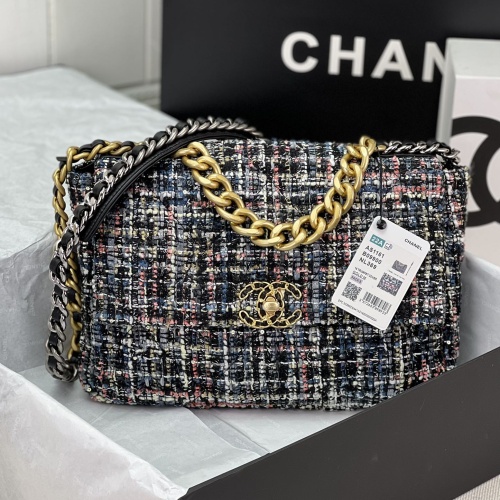 Chanel AAA Quality Messenger Bags For Women #1174303 $190.00 USD, Wholesale Replica Chanel AAA Messenger Bags