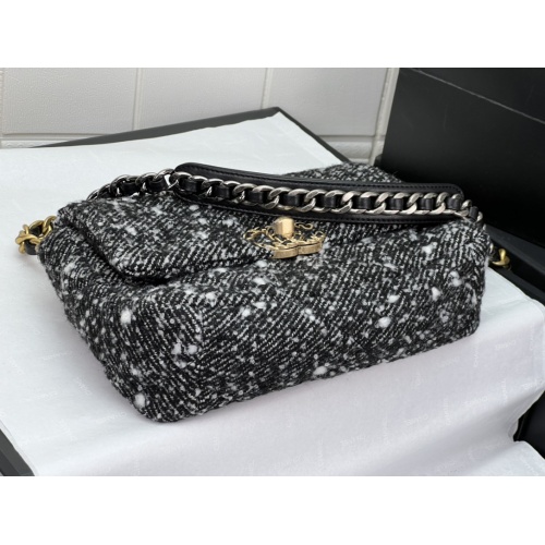 Replica Chanel AAA Quality Messenger Bags For Women #1174305 $182.00 USD for Wholesale