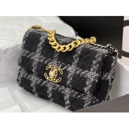 Replica Chanel AAA Quality Messenger Bags For Women #1174312 $182.00 USD for Wholesale