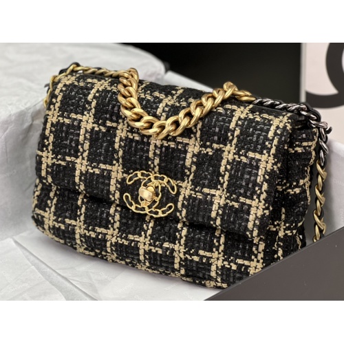 Replica Chanel AAA Quality Messenger Bags For Women #1174315 $182.00 USD for Wholesale