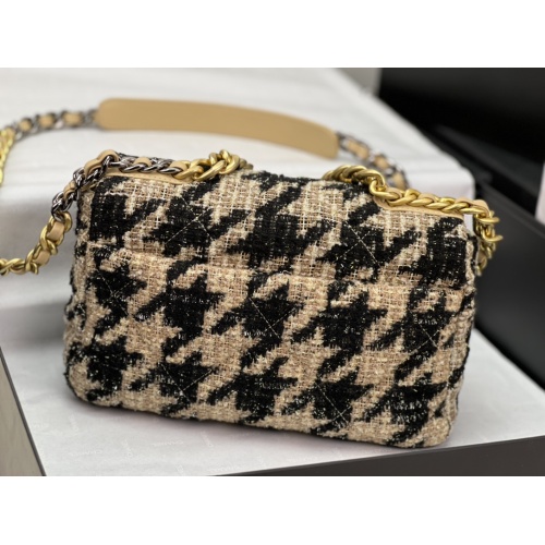 Replica Chanel AAA Quality Messenger Bags For Women #1174318 $182.00 USD for Wholesale