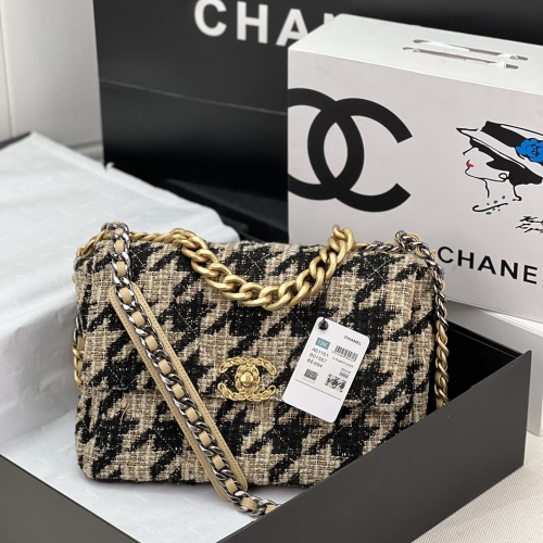 Chanel AAA Quality Messenger Bags For Women #1174320 $190.00 USD, Wholesale Replica Chanel AAA Messenger Bags