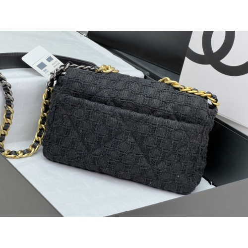 Replica Chanel AAA Quality Messenger Bags For Women #1174327 $182.00 USD for Wholesale