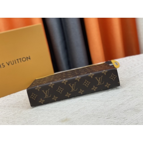 Replica Louis Vuitton LV Wallets For Unisex #1174613 $52.00 USD for Wholesale